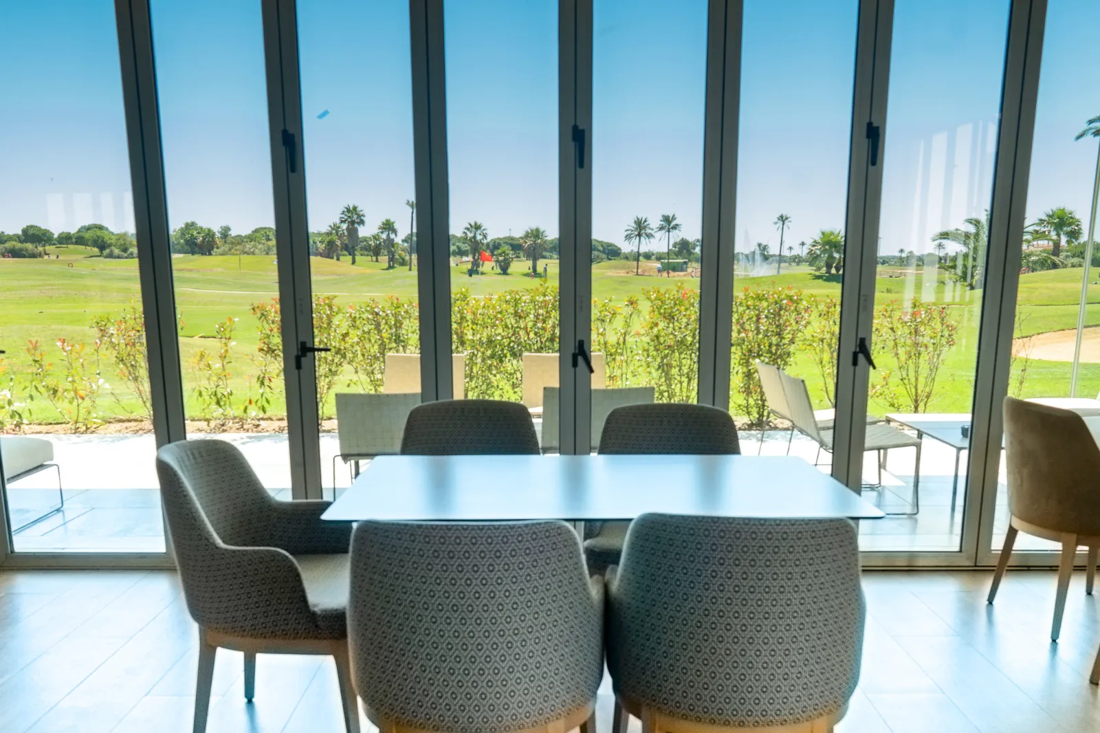 Restaurante 68 Villanueva Golf, Campo de Golf y Croquet. Club social en Cádiz Restaurante villanueva-golf-el-campo-de-golf-de-la-bahía-de-cádiz. Puerto Real 14