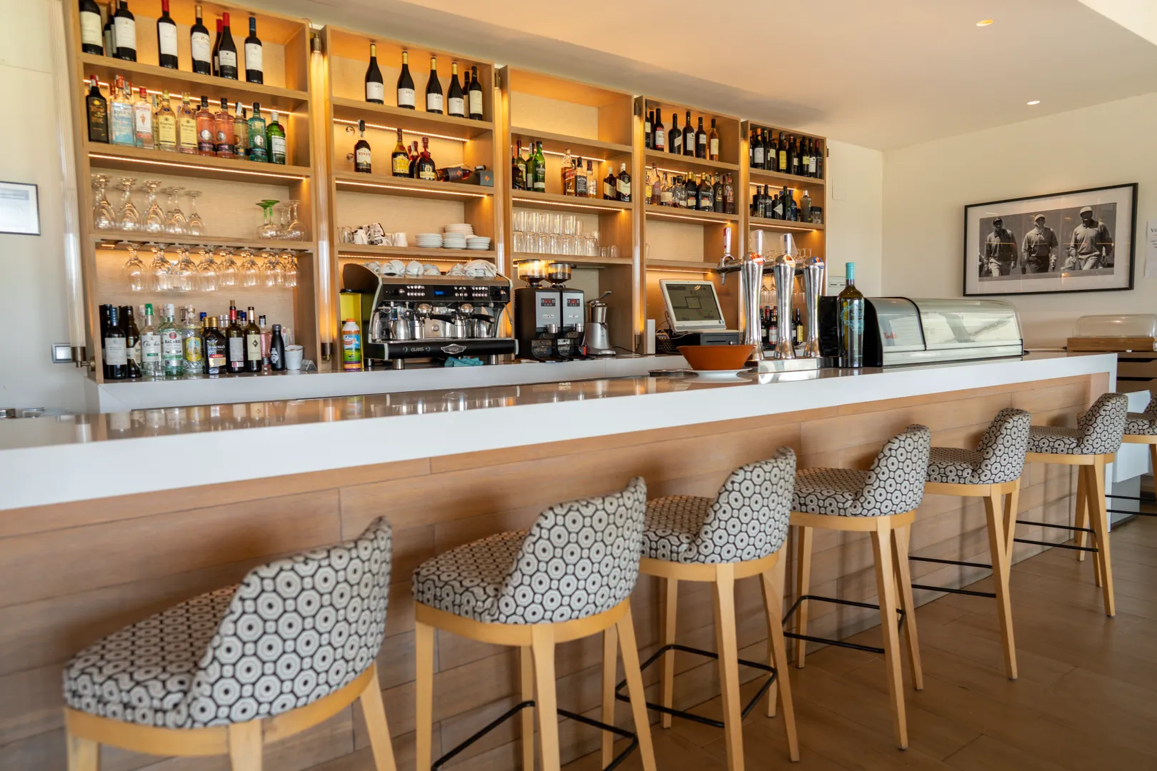 Restaurante 61 Villanueva Golf, Campo de Golf y Croquet. Club social en Cádiz Restaurante villanueva-golf-el-campo-de-golf-de-la-bahía-de-cádiz. Puerto Real 7